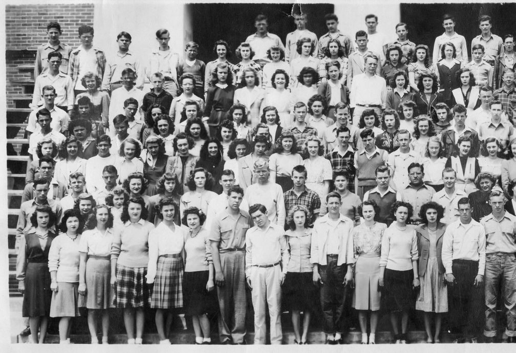Meridian school class abt 1947 left B&amp;W
