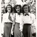 unknown 3 young ladies possibly 2 daughters of Ralph White 1948.jpg