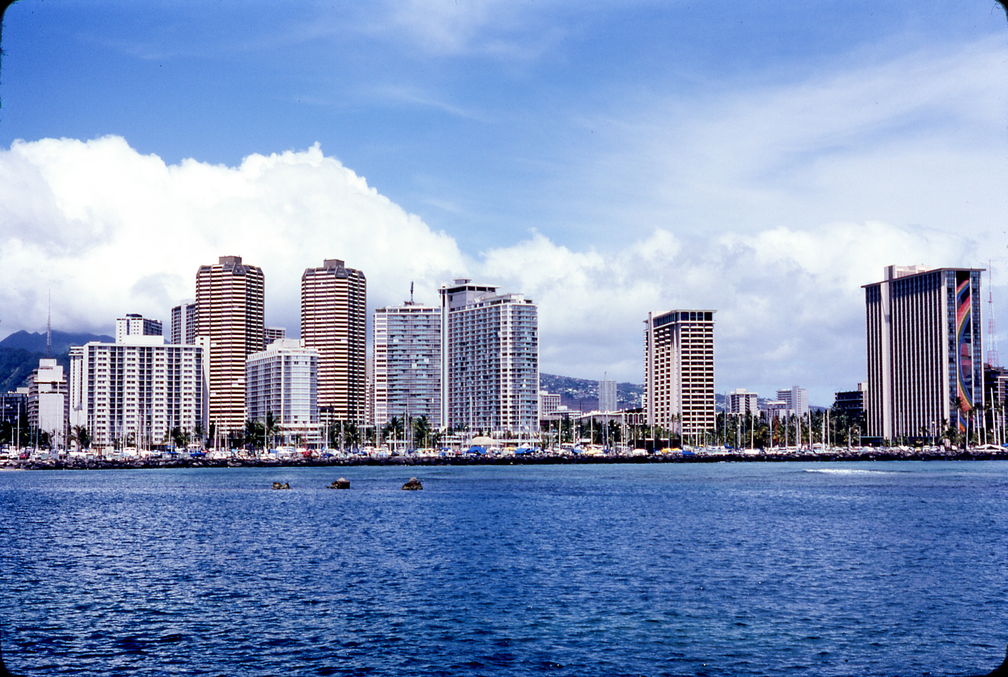 1977 Hawaii Honolulu and Hilton