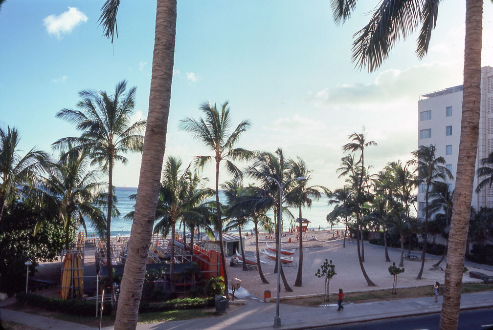 1977 Hawaii Waikiki